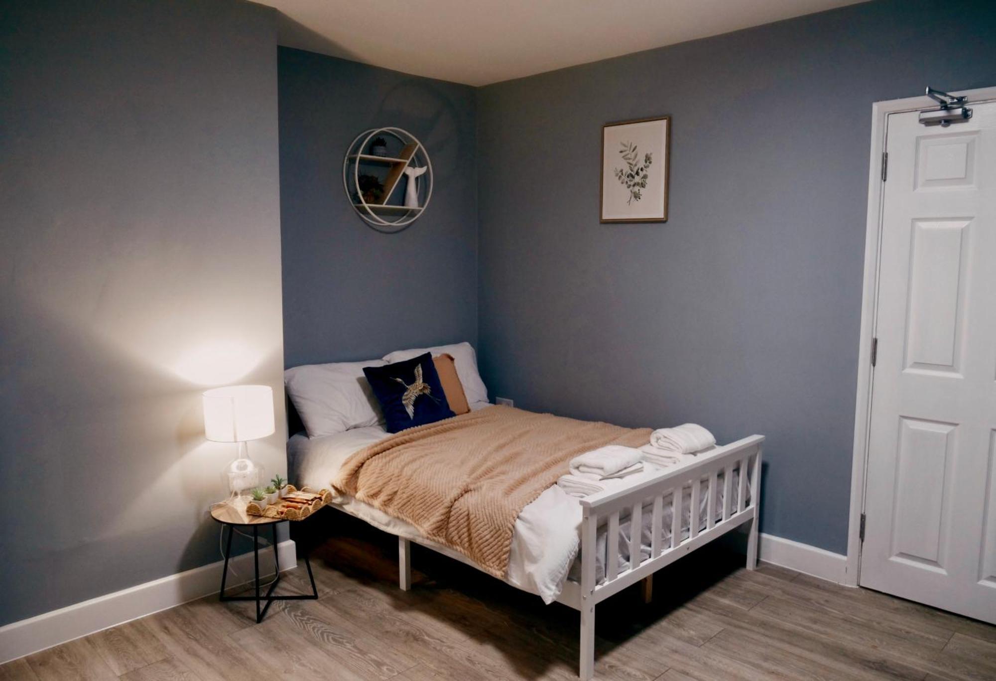 Cosy En-Suite Double Room1 Heathrow Accommodation Northolt  Luaran gambar